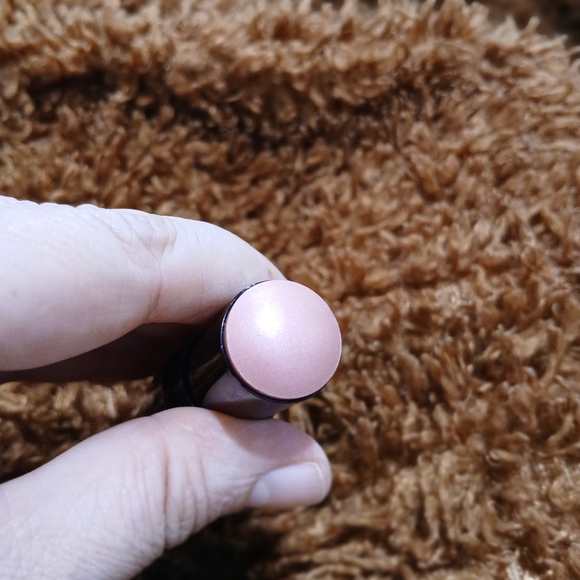 Chanel Baume Essentiel Multi-Use Glow Stick - Picture 3 of 4